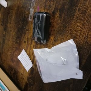 Black Wireless Earbuds